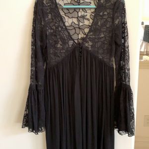 Romeo&Juliet Couture Black Midi Dress Size Small